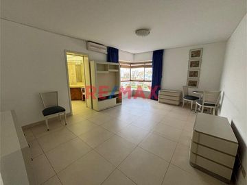 🌊 ¡VIVE FRENTE AL MAR CON TODAS LAS COMODIDADES!
📍 Malecón San Martín – Ancón
✨ Hermoso departamento en venta con una espectacular vista directa al