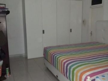 Dijual rumah dilingkungan yang asri, nyaman, di ciledug