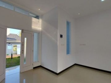 Diskon 300 Juta Rumah Smarthome Berkolam Renang Free Furnish di Cimahi Cipageran