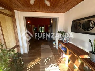 EN Venta Casa en parcela I. de Maipo con Rec. final y piscin