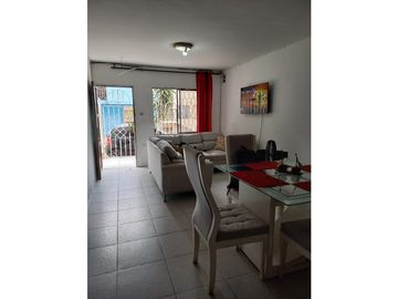CASA EN VENTA PISO 1 + 2 APTOS EN 2 PISO BARIO LAS GAVIOTAS