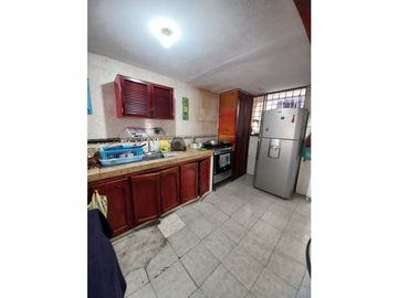 CASA EN VENTA PISO 1 + 2 APTOS EN 2 PISO BARIO LAS GAVIOTAS