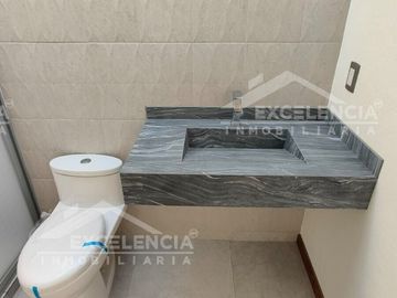 VENTA DE CASA NUEVA EN COLONIA DEFENSORES DE PUEBLA.