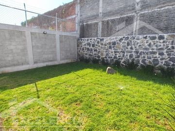 VENTA DE CASA NUEVA EN COLONIA DEFENSORES DE PUEBLA.