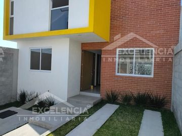 VENTA DE CASA NUEVA EN COLONIA DEFENSORES DE PUEBLA.