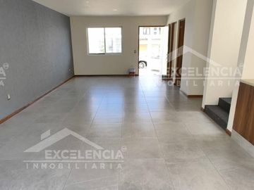 VENTA DE CASA NUEVA EN COLONIA DEFENSORES DE PUEBLA.