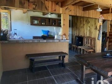 CASA EN VENTA  CON ALBERCA CLIMATIZADA EN TEOPISCA