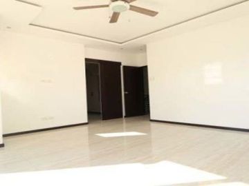 Elegant House and Lot for sale in Greenwoods Pasig PH2085