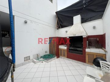 ¡Descubre tu refugio ideal en Santa María del Mar!

🏖️ Excelente Casa de Playa en Santa María del Mar a un paso del Club Esmeralda

Presentamos un