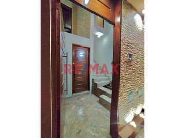 🏠 **Casa Espaciosa de 2 Pisos en Venta en Pimentel, Chiclayo** 🏠

📍 Ubicación: Urb Los Cedros de la Pradera Mz G Lt 12, Pimentel, Chiclayo.

Descu