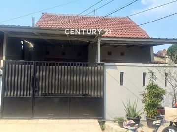 Dijual Cepat Rumah Murah Posisi Hook Di Harapan Indah Bekasi