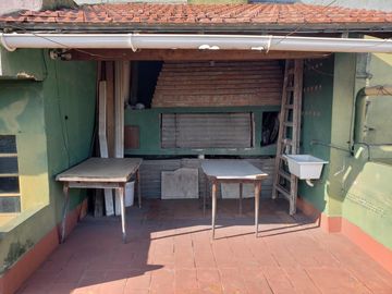 Casa Multifamiliar 6 Amb. Patio y Terraza