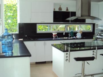 casa condominio en venta en via club tennis, river country. Cod V100023