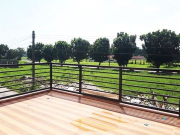 House for SALE with 5 Bedroom in Pandan Angeles City Very Near to Marquee Mall