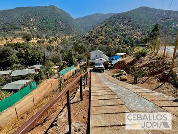 Casa en venta de 3 dorm. en Olmué
