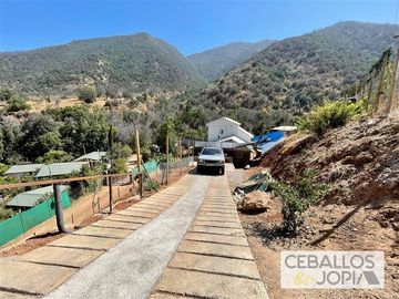 Casa en venta de 3 dorm. en Olmué