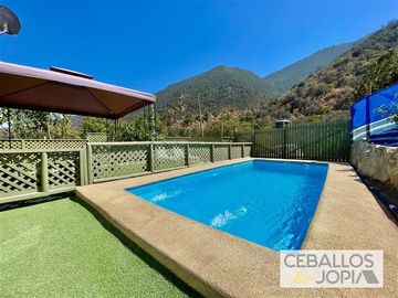 Casa en venta de 3 dorm. en Olmué