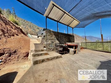Casa en venta de 3 dorm. en Olmué
