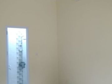Rumah desain modern 2 lt 2,2 M di Cipedak Jak Sel
