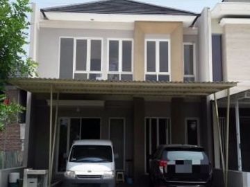 Rumah Minimalis Siap Huni Royal Residence Row Jalan 3 Mobil