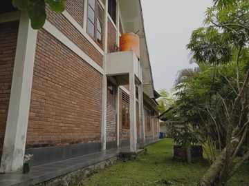 Termurah Dikelasnya Rumah Semi Furnished Lahan Luas Di Turi