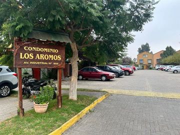 Casa en Venta en Avenida Industrial 950