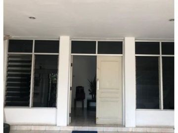 Rumah 3 lt di Darmo Permai Utara *LL