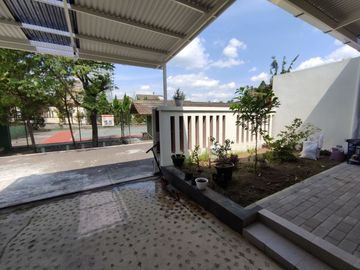 Rumah Baru Murah Luxury Modern Furnish di Perum Elite Maguwoharjo