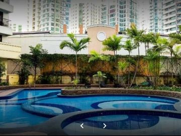 3BR unit for Sale in Forbeswood Heights BGC the Fort