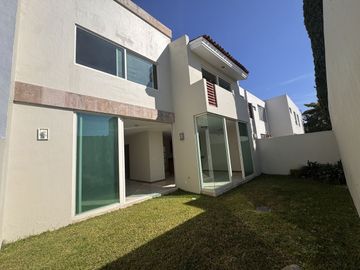 Casa en Venta en Solares - Coto 6 29