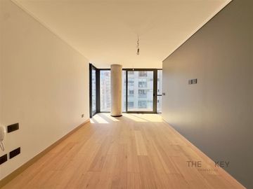 Departamento en venta de 1 dorm. en Las Condes
