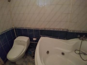 Arzobispo González/Catedral - Casa - Venta