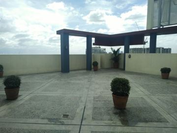 CITYLAND: Grand Central Residences (1-BEDROOM unit in Shaw Mandaluyong)