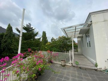 DIJUAL RUMAH (Fully Furnish/Posisi Hook) DI JL.TERATAI KOMPLEK TANJUNG BARAT INDAH JAKARTA SELATAN