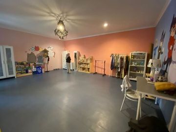 DIJUAL RUMAH (Fully Furnish/Posisi Hook) DI JL.TERATAI KOMPLEK TANJUNG BARAT INDAH JAKARTA SELATAN