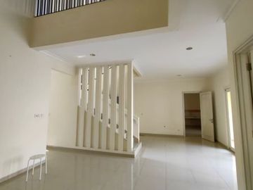 Sutera Aruna Alam Sutera Tangerang Rumah Siap Huni Dijual Cepat