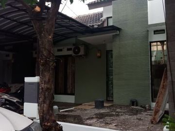 Rumah Keren Siap Huni di Cluster Verina, Graha Raya Bintaro - 2341