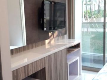 Disewakan Apartemen Taman Anggrek Residences, Studio Furnish