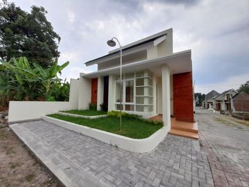 Jual Rumah Modern dan Luas hanya 300 Jt-an Lokasi Strategis dekat SGM