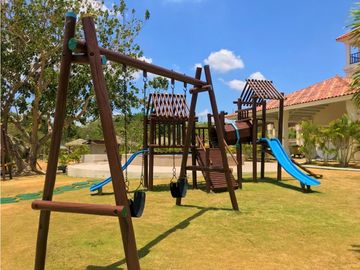 APARTAMENTO AMOBLADO EN PH CORONADO GOLF