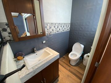 QUINTA JACARANDAS - EDFICIO DE OFICINAS CON CASA INDEPENDIENTE EN PRIVADA