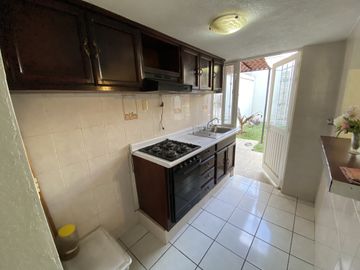 QUINTA JACARANDAS - EDFICIO DE OFICINAS CON CASA INDEPENDIENTE EN PRIVADA