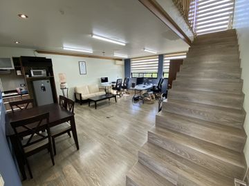 QUINTA JACARANDAS - EDFICIO DE OFICINAS CON CASA INDEPENDIENTE EN PRIVADA