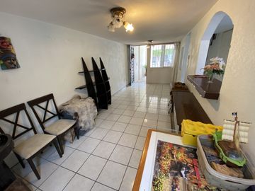 QUINTA JACARANDAS - EDFICIO DE OFICINAS CON CASA INDEPENDIENTE EN PRIVADA