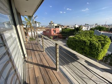 QUINTA JACARANDAS - EDFICIO DE OFICINAS CON CASA INDEPENDIENTE EN PRIVADA