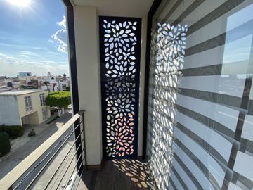 QUINTA JACARANDAS - EDFICIO DE OFICINAS CON CASA INDEPENDIENTE EN PRIVADA