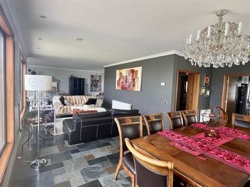 Casa en venta de 5 dorm. en Punta Arenas