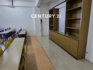 Disewakan Gedung Komersial  Jakarta Barat