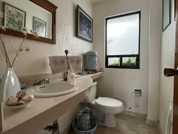 DISFRUTA DE ESTA MARAVILLOSA CASA EN CONDOMINIO A 10 MIN DE ARTZ