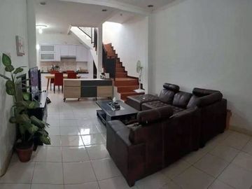 Rumah Minimalis Ciwastra Dekat Margahayu dan Metro